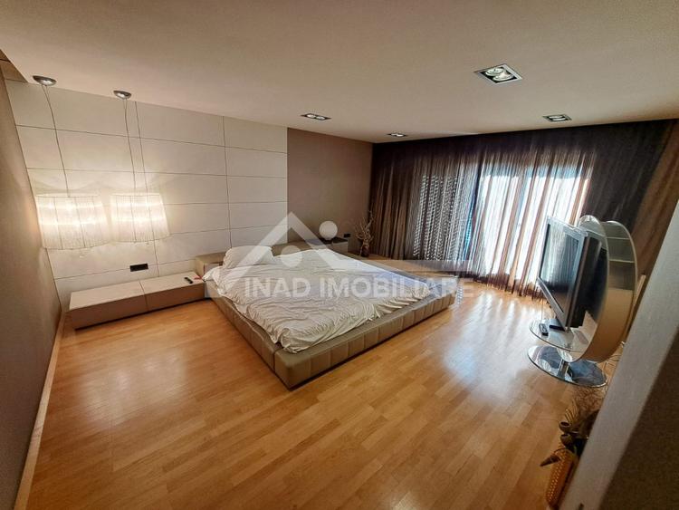Casă de Lux in cartierul Buna Ziua cu, garaj, parcare, terasă, grădină