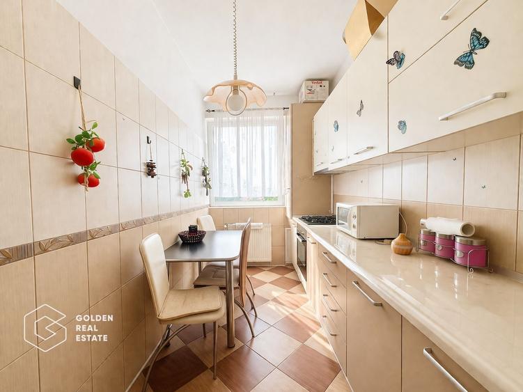 Apartament 3 camere, Ared UTA, etaj 5, parcare