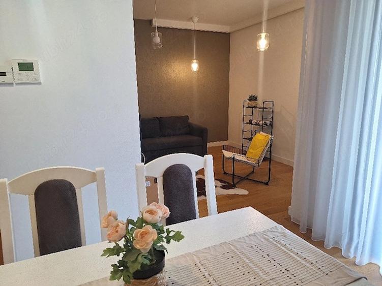 Inchiriere apartament 2 camere /complet mobilat modern/P-ta Constitutiei