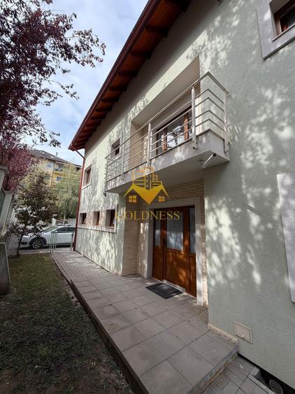 Duplex, Andrei Muresanul, 5 camere,Curte, Parcare,Grand Hill, Lidl,ELF