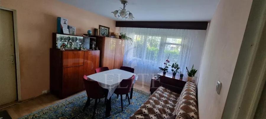 Apartament 3 camere în zona MANASTUR