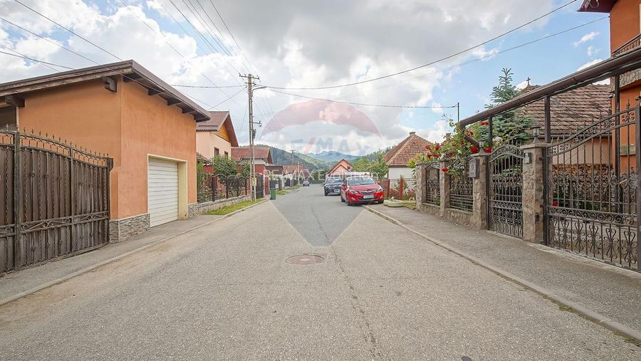 Comision 0%! Casa spațioasă Râșnov, zona case, str. Heliade Rădulescu - 34
