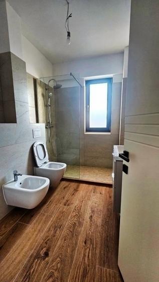 Apartament 3 camere decomandat - view superb - loc de parcare - mutare imediata