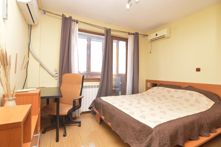 VANZARE UN APARTAMENT DE 3 CAMERE DRISTOR – METROU DRISTOR