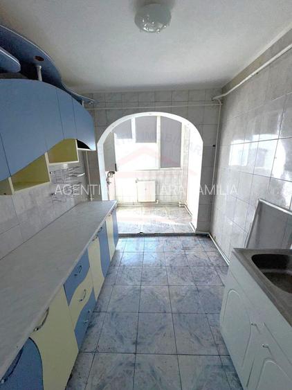 59.9oo euro, apartament 3 camere, decomandat, Micro 16 - 4