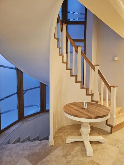 VILA LUX D+P+1+M ZONA FALEZA NORD