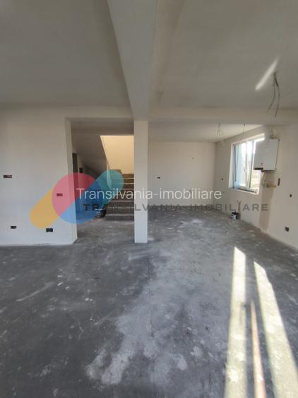 Duplex nou, 115 Mp, 3 dormitoare, Zona Centrala Chinteni