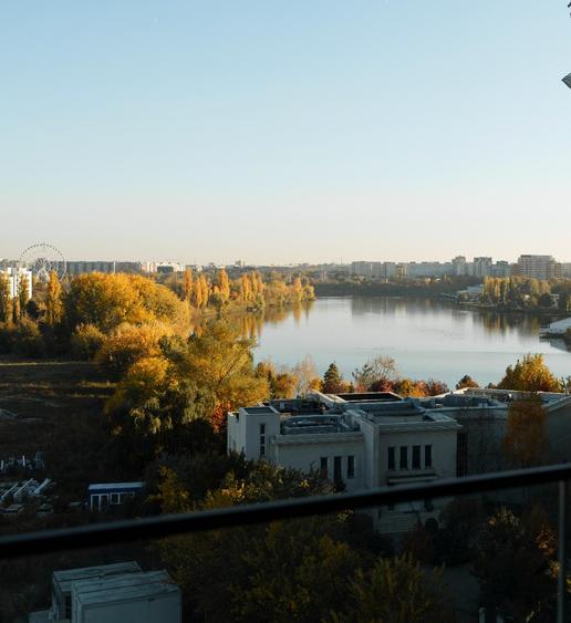 Apartament 3 camere, cu vedere splendida la lac, Yacht Kid,