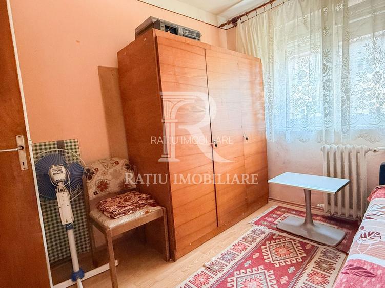 Apartament cu 3 Camere Decomandat | Aleea Călinului | Oradea
