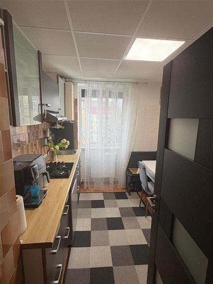 Apartament 2 camere si balcon zona Rahova
