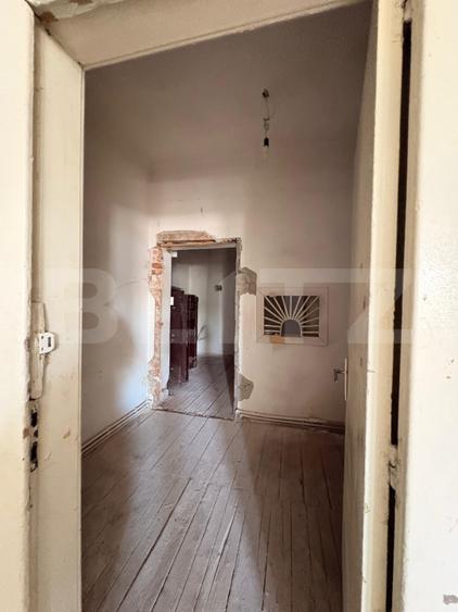 OCAZIE | Spațiu comercial clădire istorică 4 nivele/1200 mp!