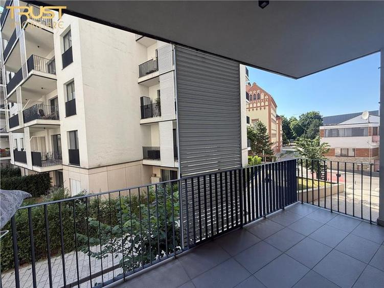 2 camere | Record Park | 60 MP | Garaj
