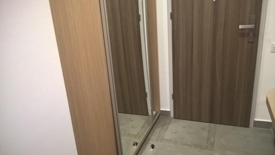 Garsoniera mobilata si utilata modern zona Coresi