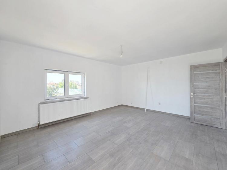 VANZARE VILA 280 MP. - TEREN 1430 MP. - STR. ROVINE - GAESTI
