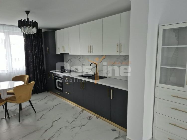 Oportunitate unica Apartament cu 2 sau 3camere in zona Pietricica