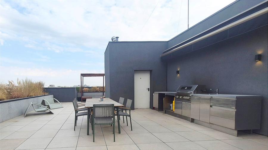 Penthouse cu design deosebit, terasa generoasă si 2 locuri de parcare