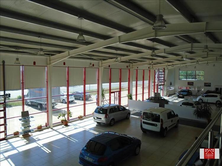 Hala pentru showroom, in apropiere de autostrada