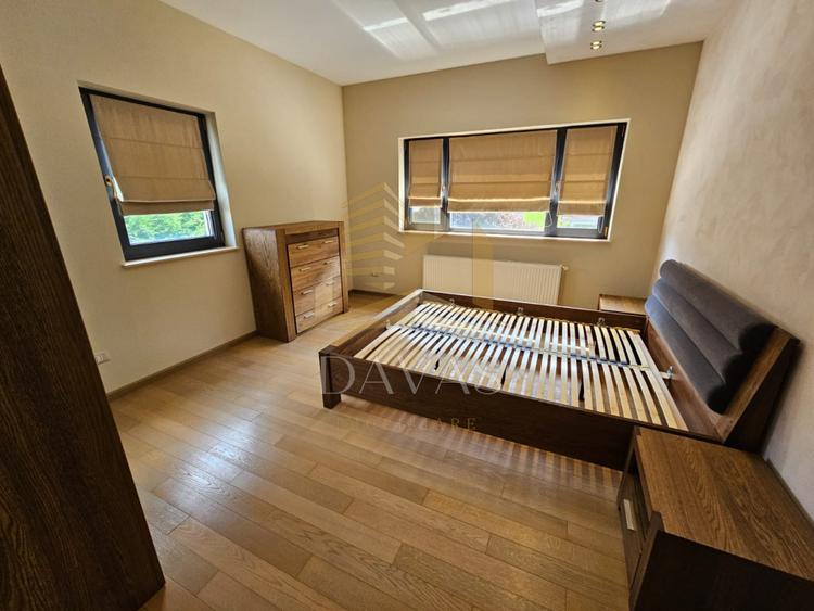 Vilă de Lux în Gruia – Oferta premium de închiriere | 6 Parcări