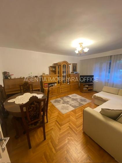 Exclusiv Casa de vânzare -zona Cehov Baia Mare - 2