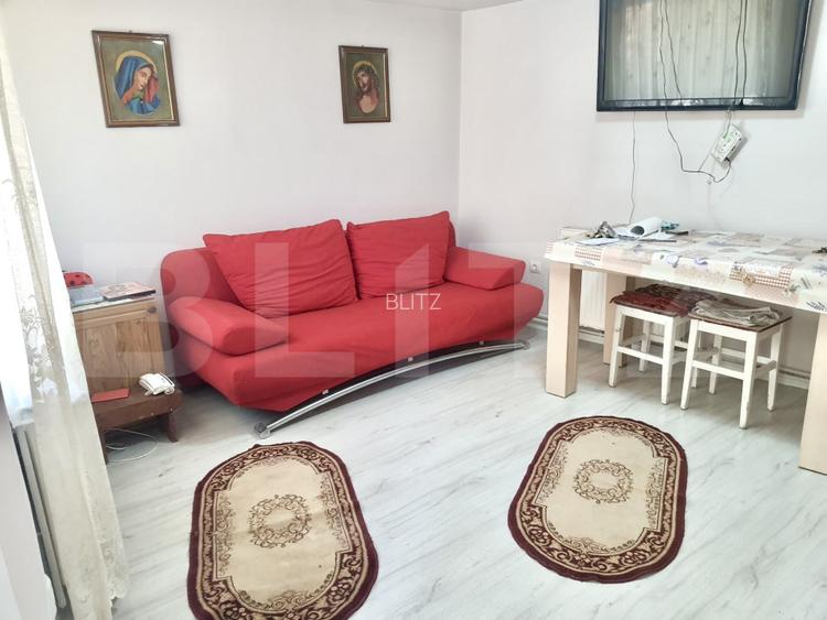 Casa de vanzare cu curte si anexe, teren 1253 mp, Berghin - 6