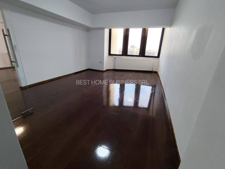 Apartament tip Penthouse 200 mp Plaza Union