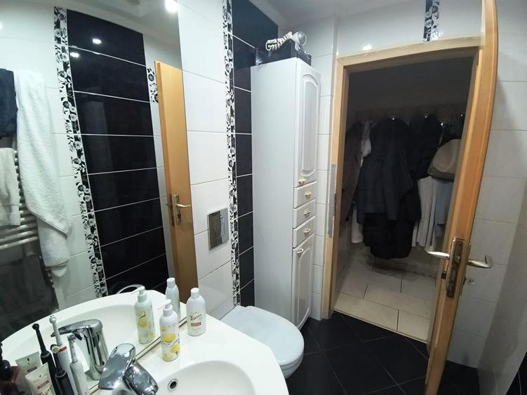 APARTAMENT DE VANZARE IN SIRET – 4 camere | Etaj 1