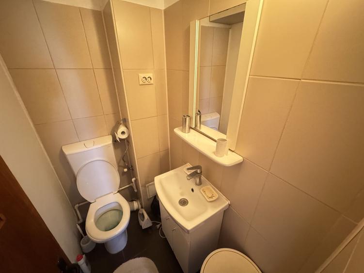 Apartament 3 camere zona Delfinariu cu Centrala