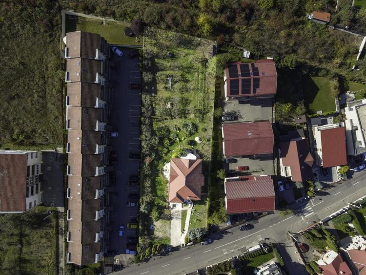 Repozitionare pret - Vila cu teren generos de 2151 mp strada Campului