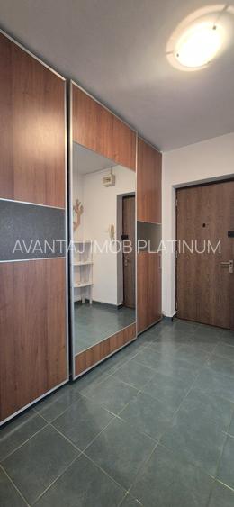 Piata Timpuri Noi, metrou, bloc 1990 - 4