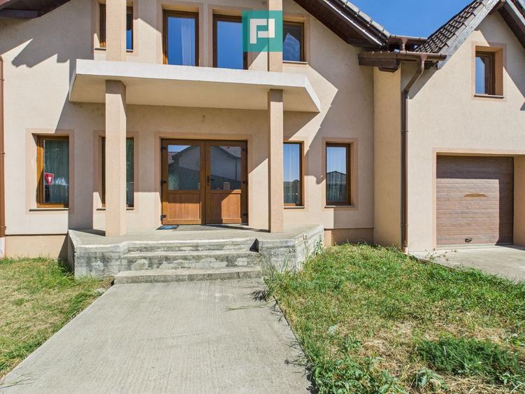 Casă modernă cu 6 camere în Vladimirescu