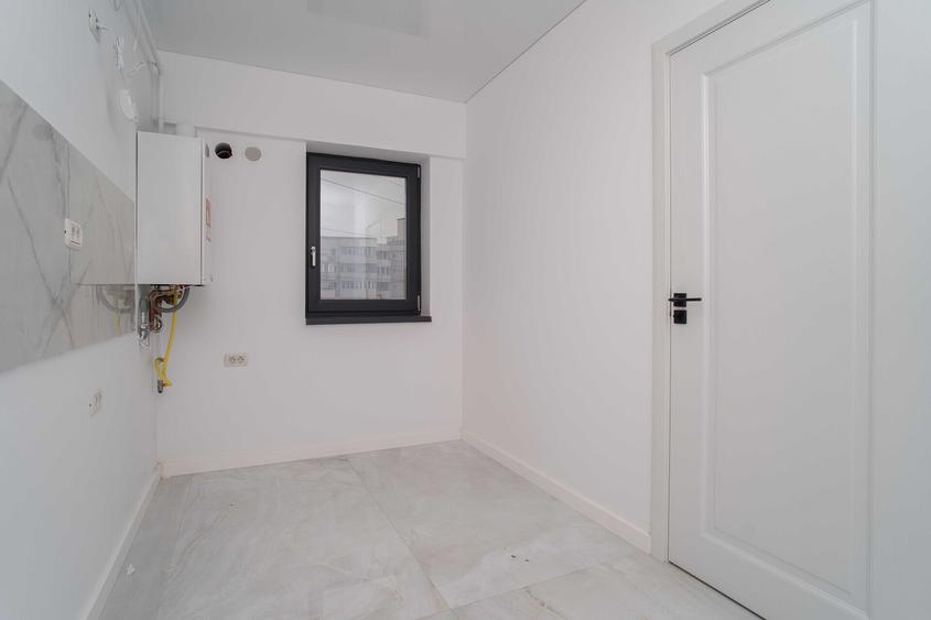 APARTAMENT CU 3 CAMERE & 2 BAI, NICOLINA LA BULEVARD, BLOC NOU