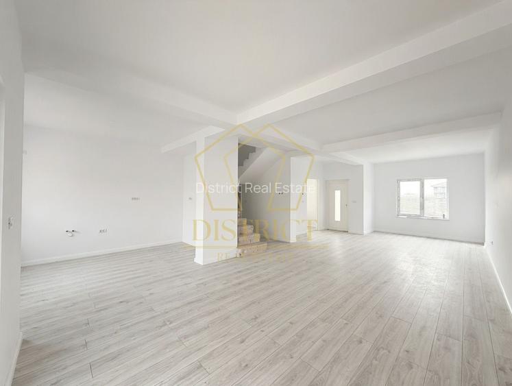 Duplex cu 4 camere despărțit prin camera tehnica | Mosnita Noua - 5
