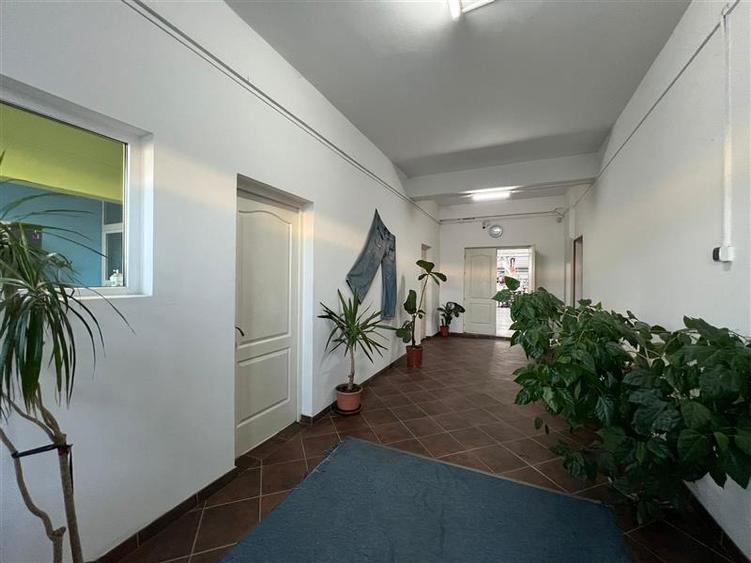 De vanzare spatiu industrial cu suprafata de 1543 m2