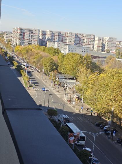 Apartament cu 3 camere, 2 min de metrou pacii