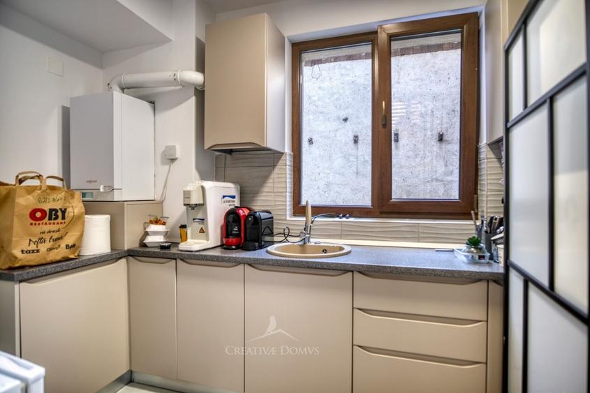 Spatiu birouri la parter / 98 mp / parcare / Cantemir - Budapesta