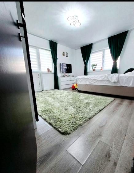 Proprietar vand garsoniera