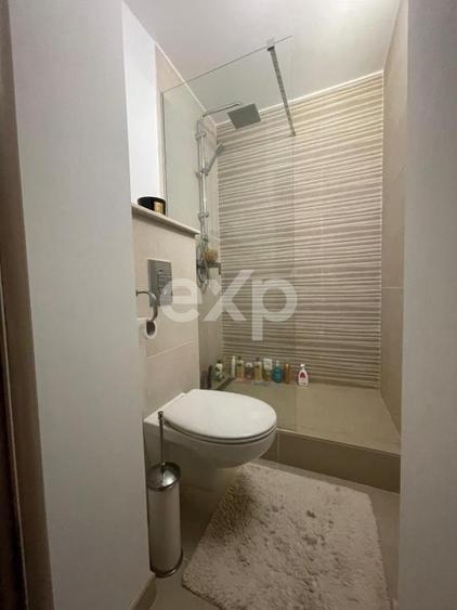 Apartament 3 Camere Decomandat, 80 mp, Etaj 2 - Zona Clubul Sportiv, Târgoviște