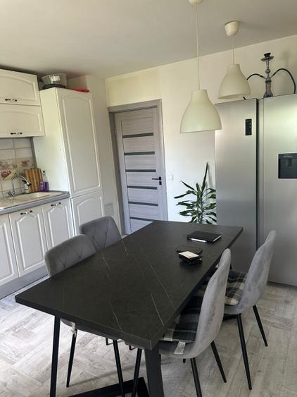 Apartament 3 camere, decomandat, 76 mp, zona 1 Mai