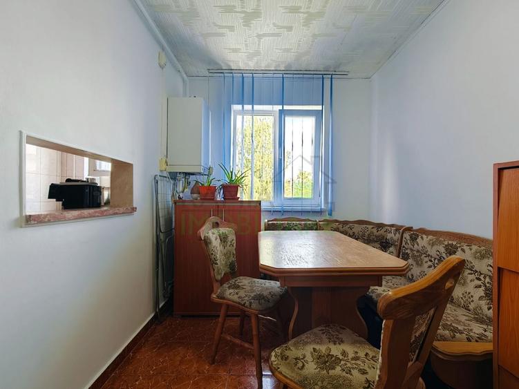 Apartament 3 camere, Cartierul Florilor, Boxă și parcare