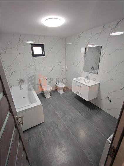 Comision 0%! Casa moderna cu 4 camere zona Posta Calnau