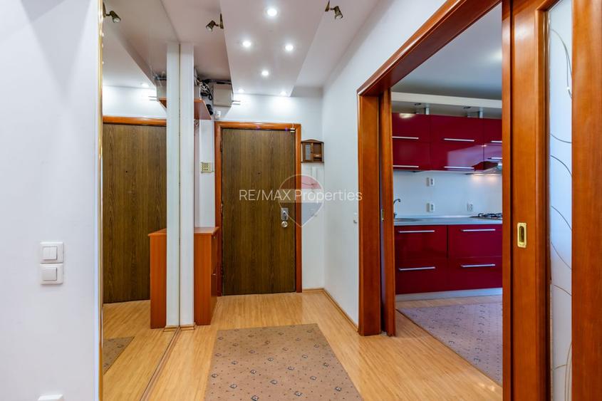 Apartament  3 camere, spatios în zona P-ta Sfanta Vineri/Centru Vechi - 13