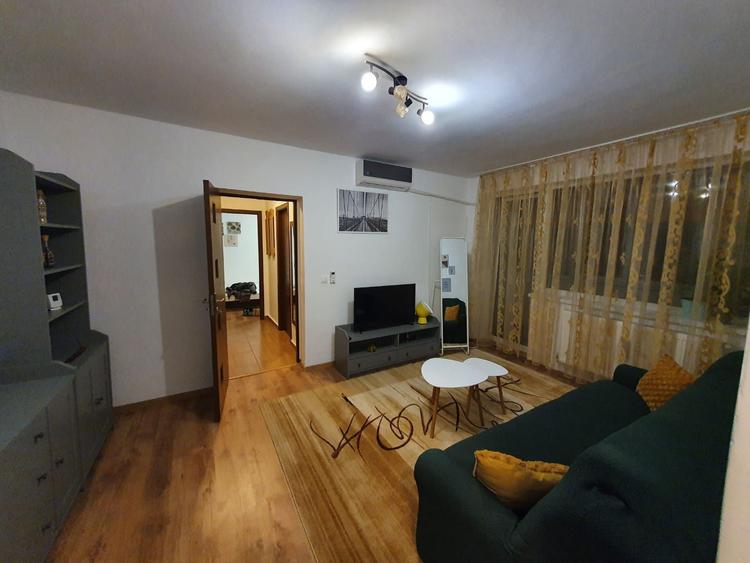 3 camere Tomis II termen lung