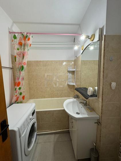 Garsoniera, et 7/9, 31mp- Bld Iuliu Maniu, Gorjului