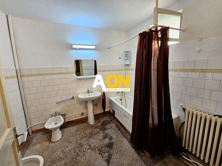 Casa 5 camere, 369 mp teren, zona Centru, pretabila pentru birouri