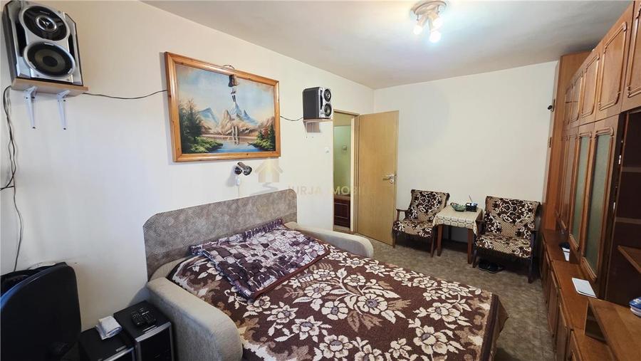 APARTAMENT 3 CAMERE 65 MP MANASTUR ZONA PADIN