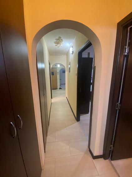 Vanzare apartament 3 cam cf 1 dec et 3/8 mobilat Margeanului sector 5