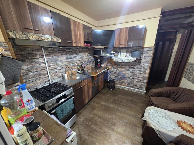 Apartament 2 camere, Oituz, 44 mp, 2 balcoane, etaj 4/4, comision 0 - 2