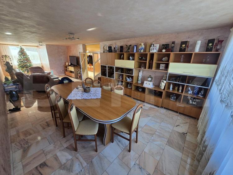 Casa impunatoare si spatioasa, 9 camere, zona Alba-Micesti