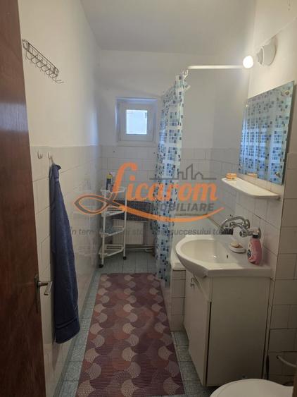 Apartament 3 camere decomandat, Carpatilor zona Spitalul Judetean,