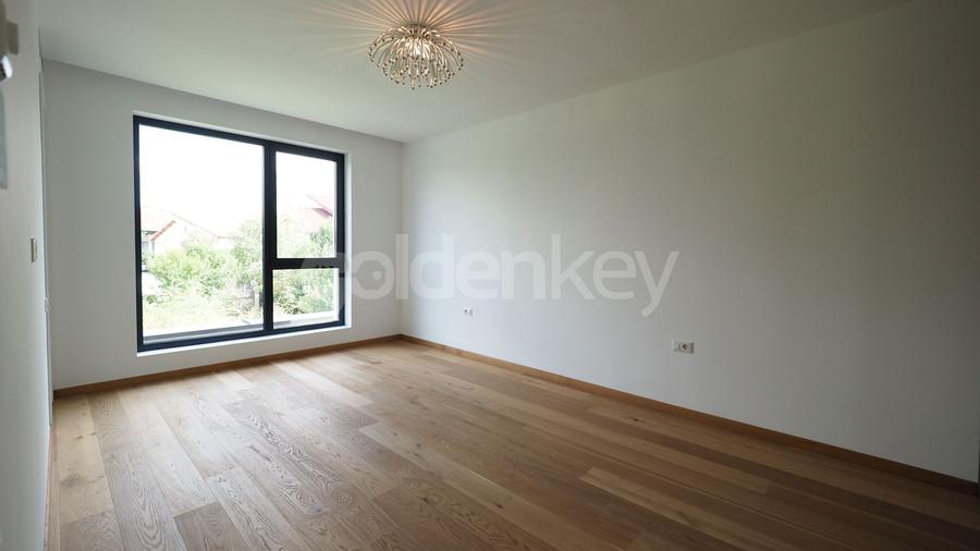 Vila contemporana cu 5 camere, finisaje premium si garaj